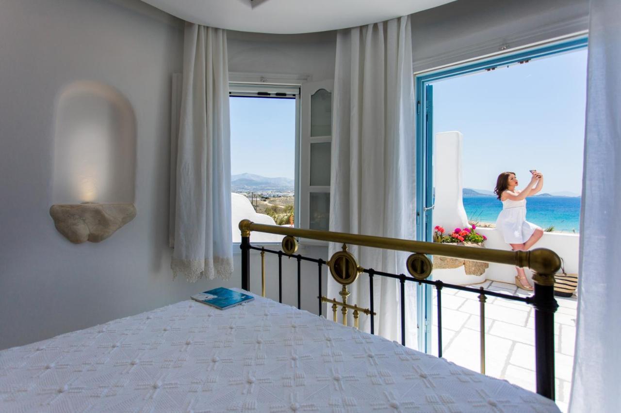Naxian Riviera Exclusive Seafront Suites, Junior Suite Agios Prokopios  Dış mekan fotoğraf
