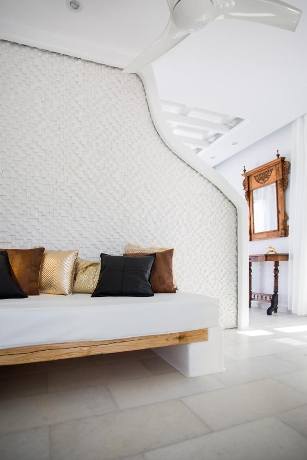Naxian Riviera Exclusive Seafront Suites, Junior Suite Agios Prokopios  Dış mekan fotoğraf