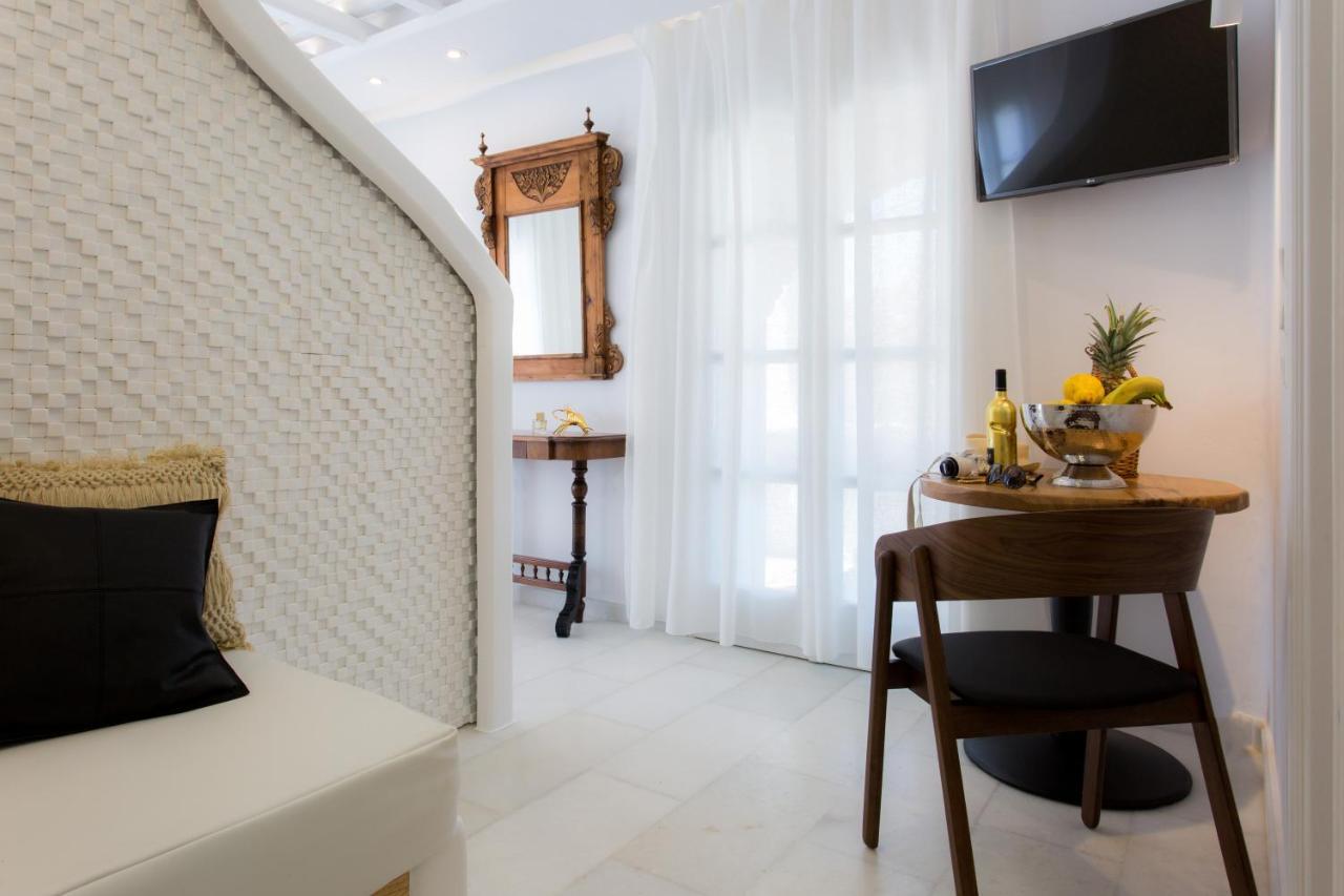Naxian Riviera Exclusive Seafront Suites, Junior Suite Agios Prokopios  Dış mekan fotoğraf